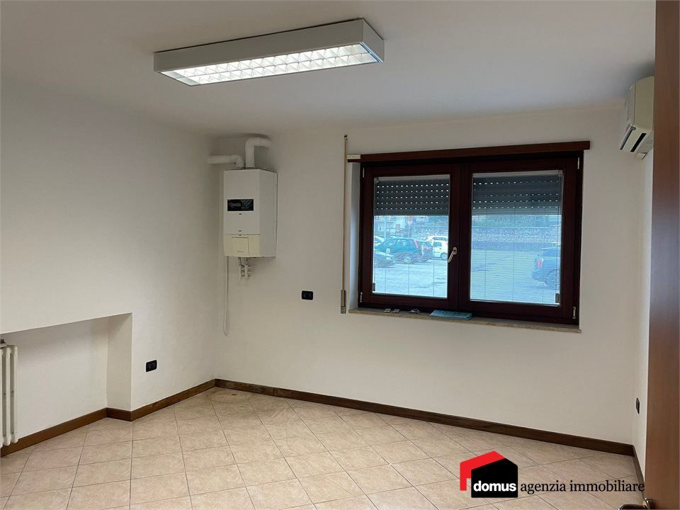 Erhvervsejendom i Thiene, Vicenza - foto 3