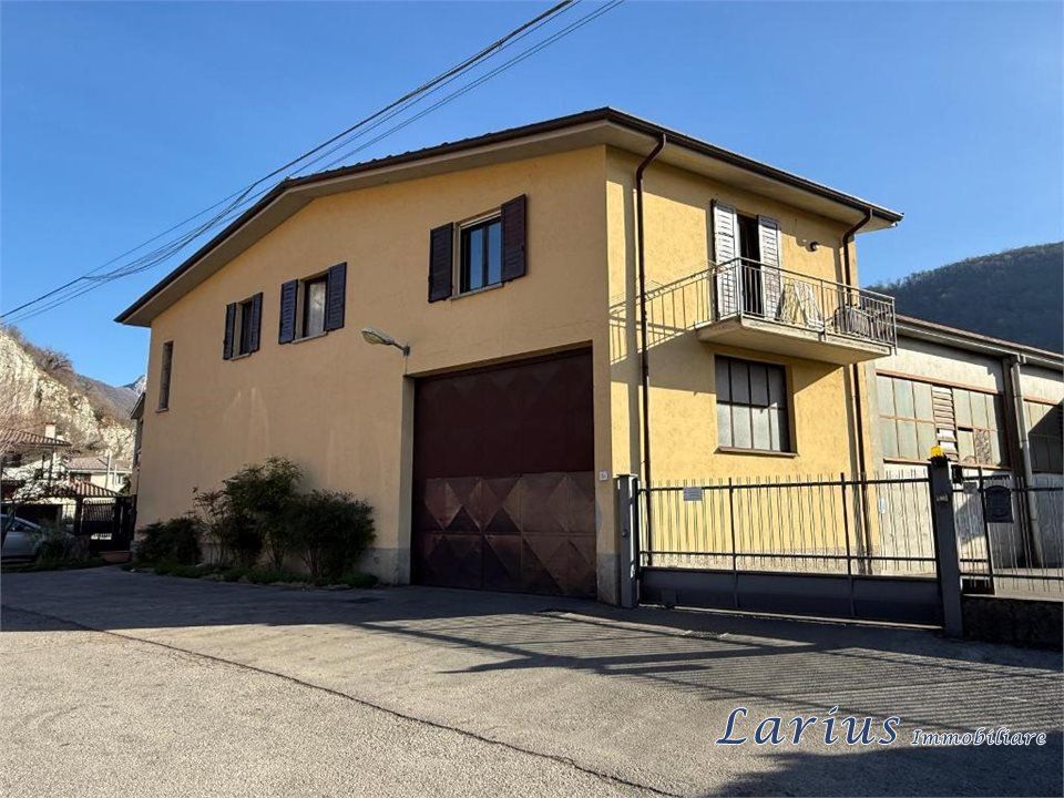 Villa a Canzo, Como - foto 1