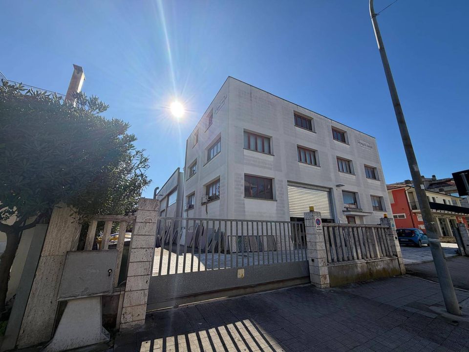 Erhvervsejendom i San Benedetto Del Tronto, Ascoli Piceno - foto 3
