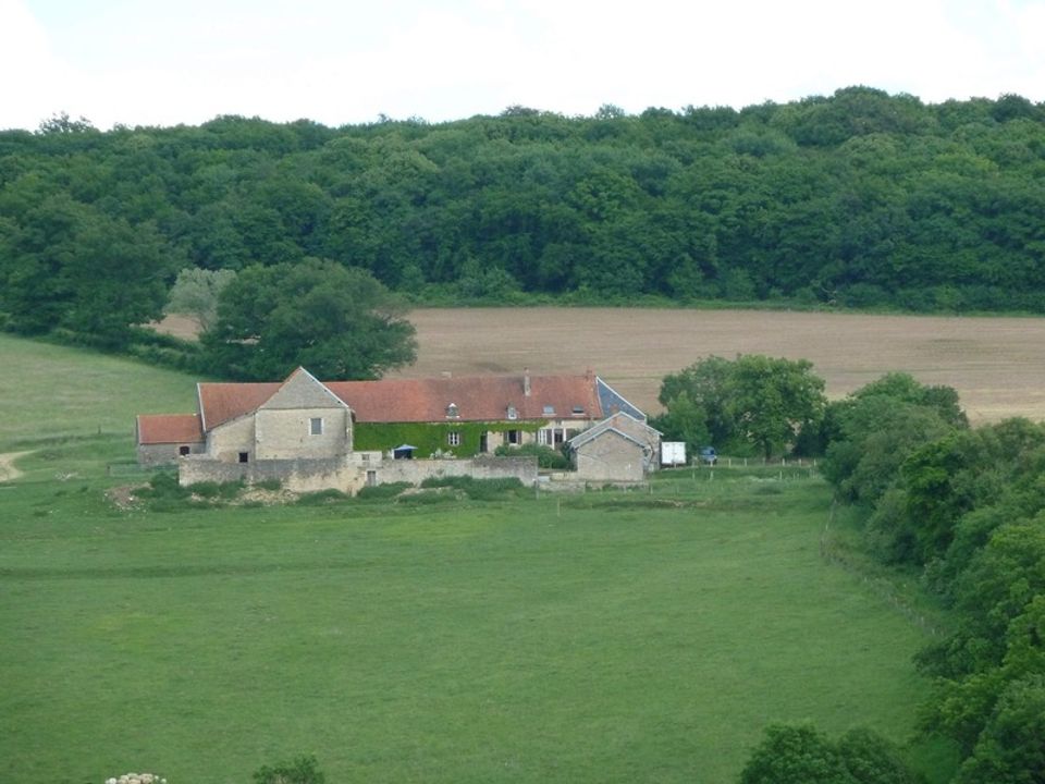 Farm i Pouilly-en-Auxois, Cote-d'Or - foto 3