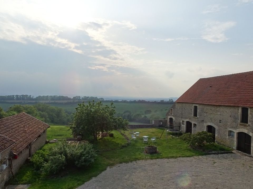 Farm i Pouilly-en-Auxois, Cote-d'Or - foto 5