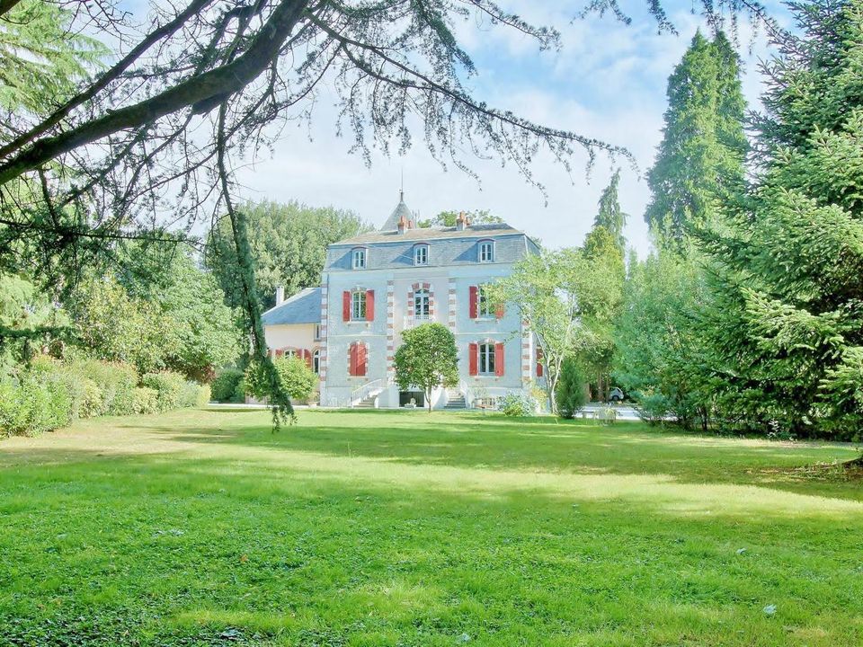 Villa i Tarbes, Hautes-Pyrenees - foto 1