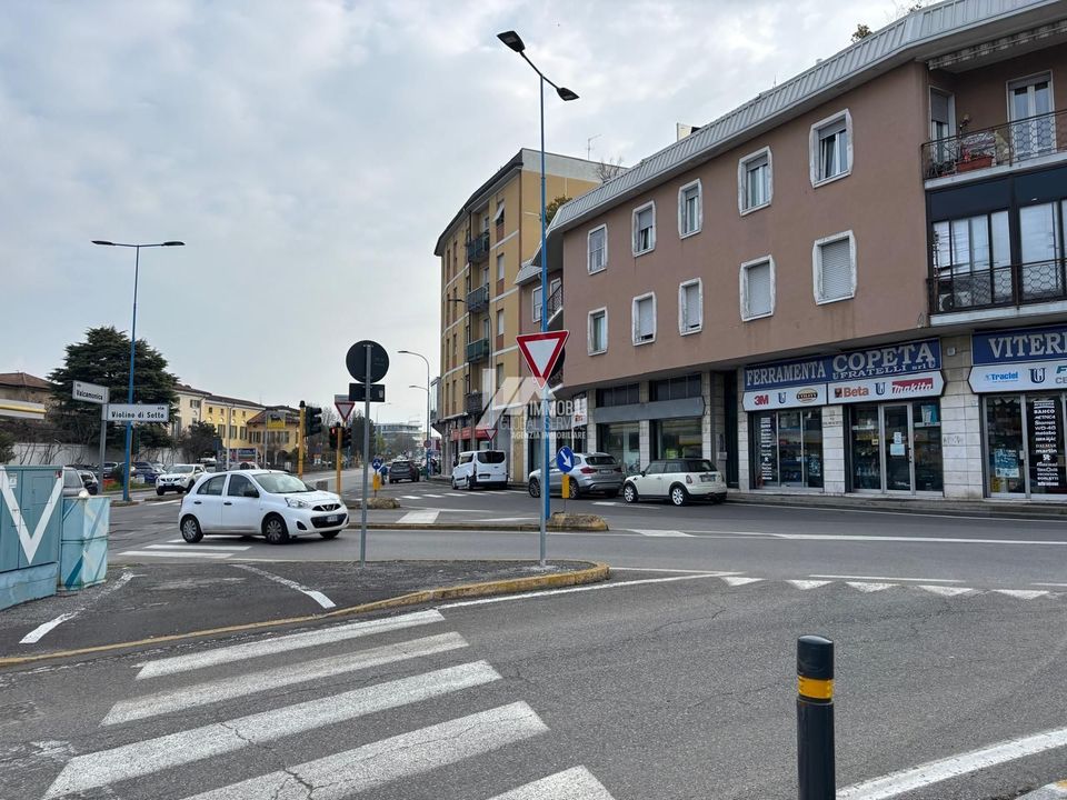 Garasje i Brescia, Brescia - bilde 1