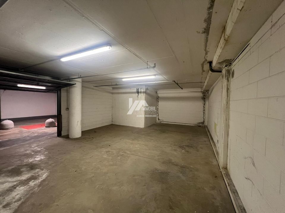 Garage i Brescia, Brescia - foto 1