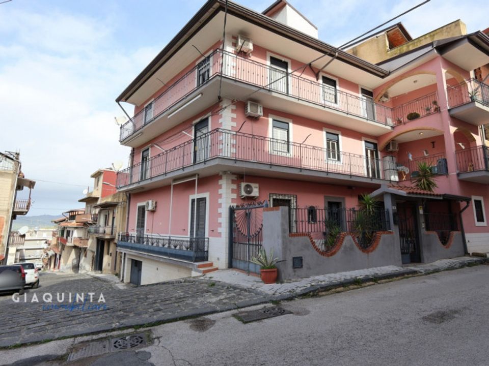 Lejlighed i Palagonia, Catania - foto 2