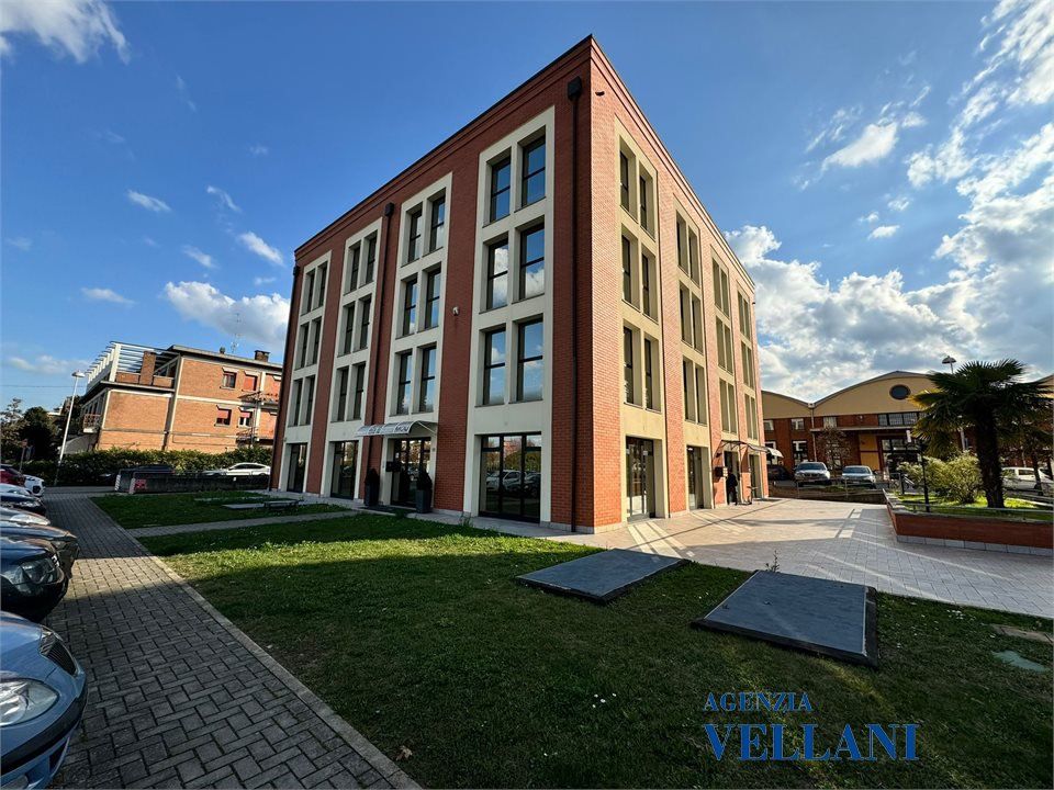 Erhvervsejendom i Carpi, Modena - foto 1