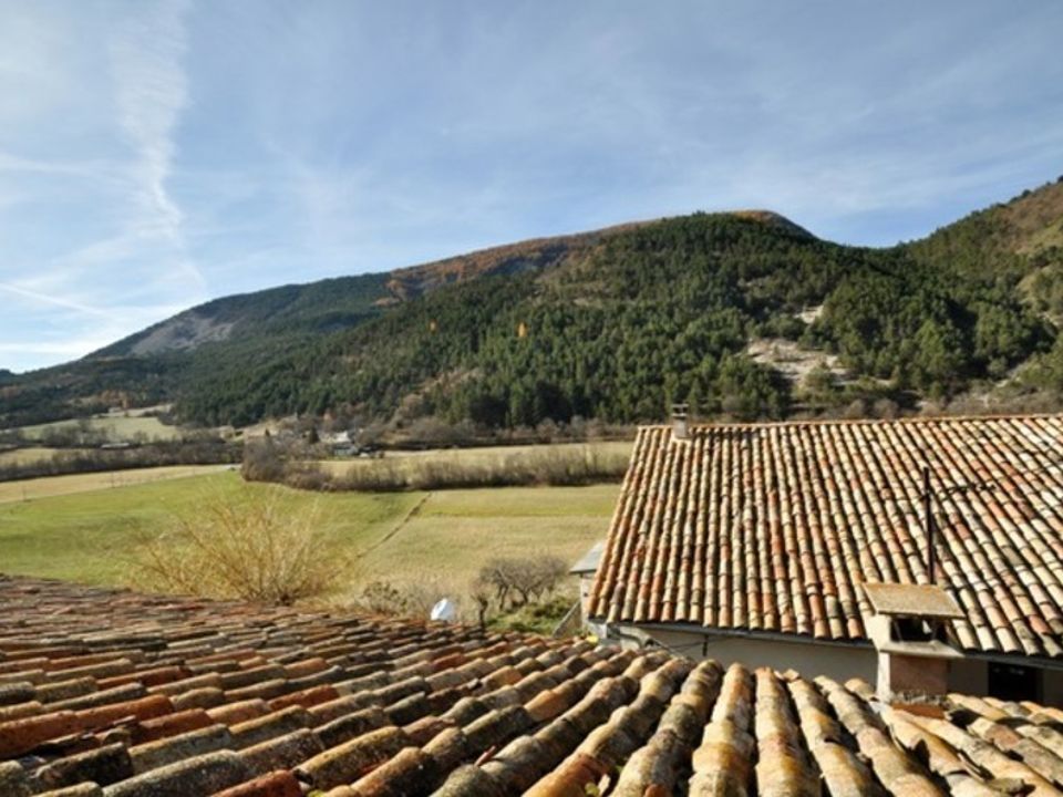 Landsbyhus i Lambruisse, Alpes-de-Haute-Provence - foto 1