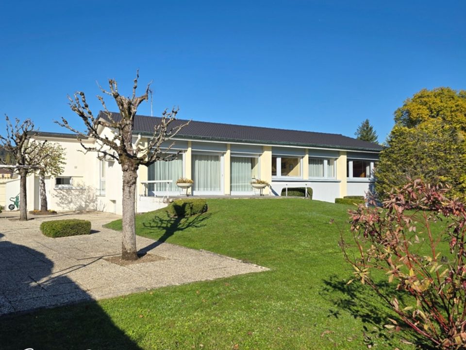 Villa i Montbeliard, Doubs - bilde 1