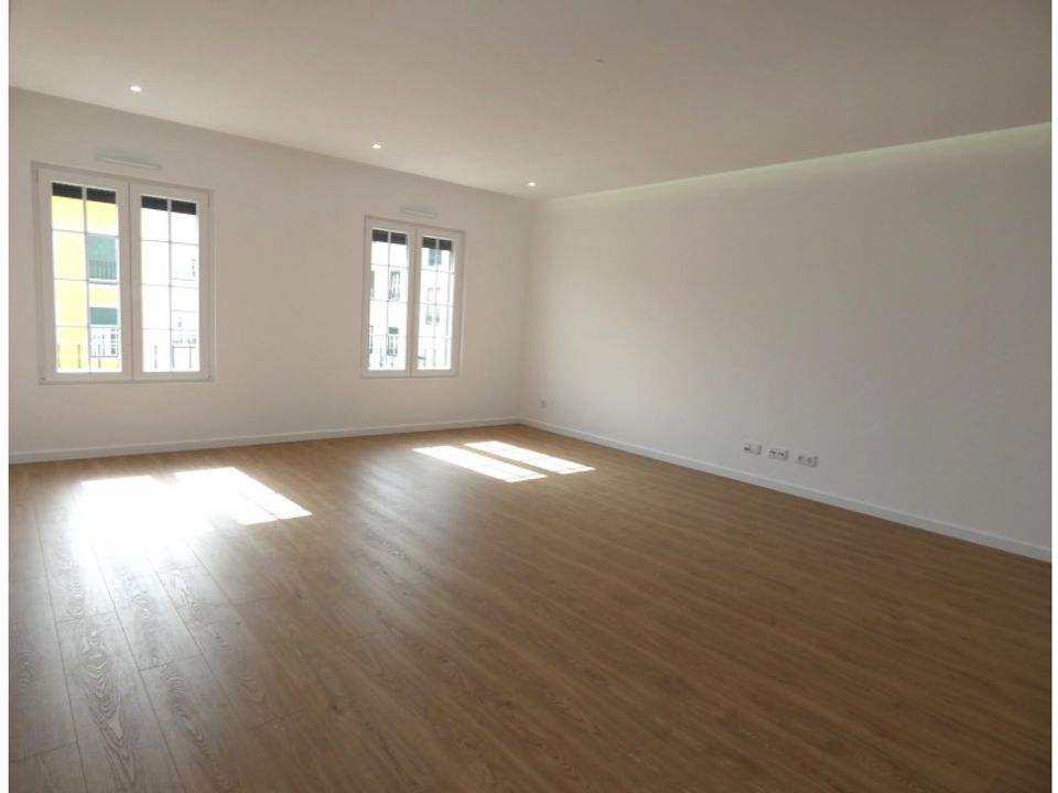 Lejlighed i Amadora, Lisbon - foto 4