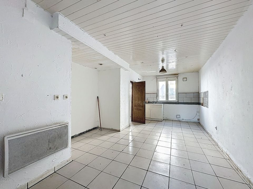 Town house in Boulay-Moselle, Moselle - photo 3