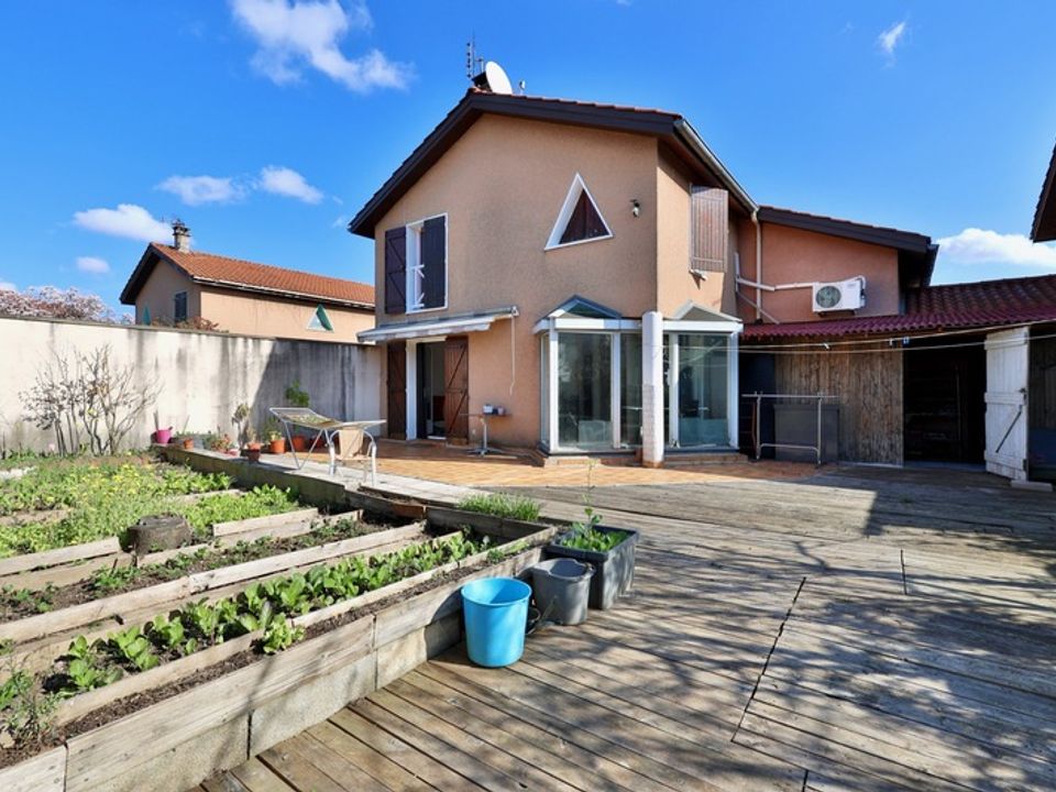 Villa i Venissieux, Rhone - foto 1
