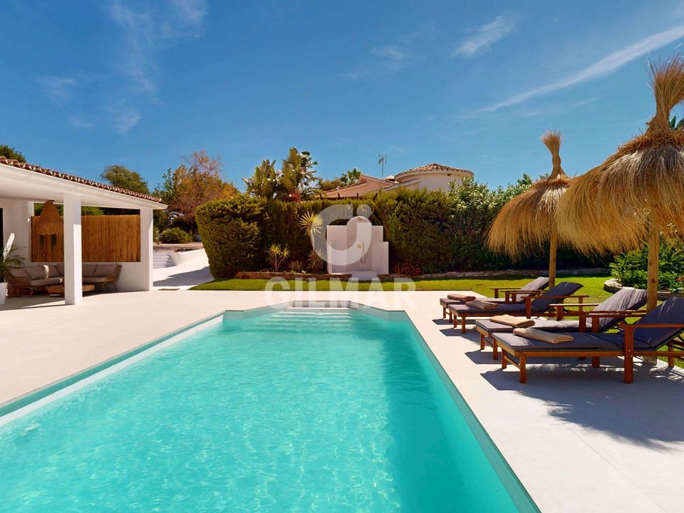 Villa i Malaga city, Malaga - foto 1