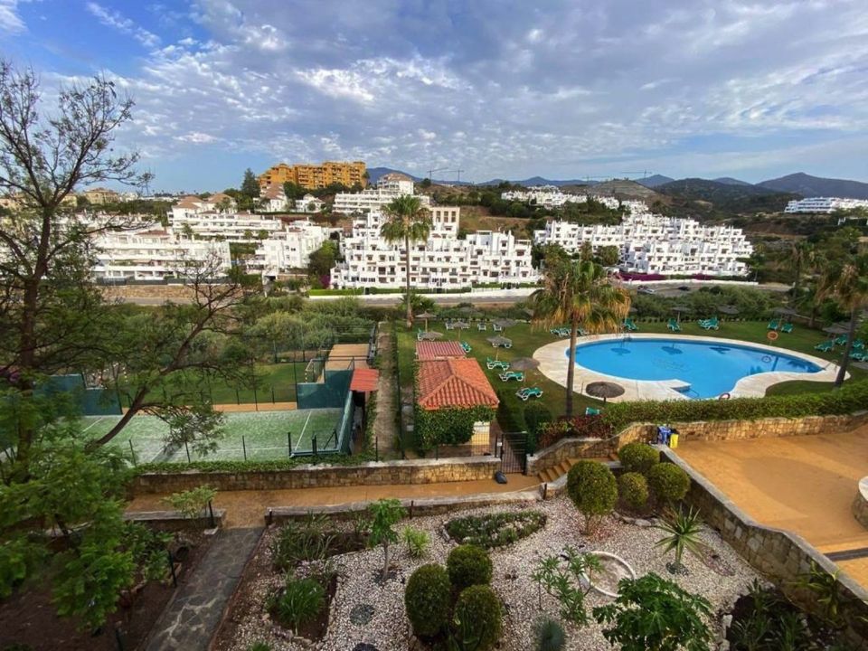Lejlighed i Estepona, Malaga - foto 4
