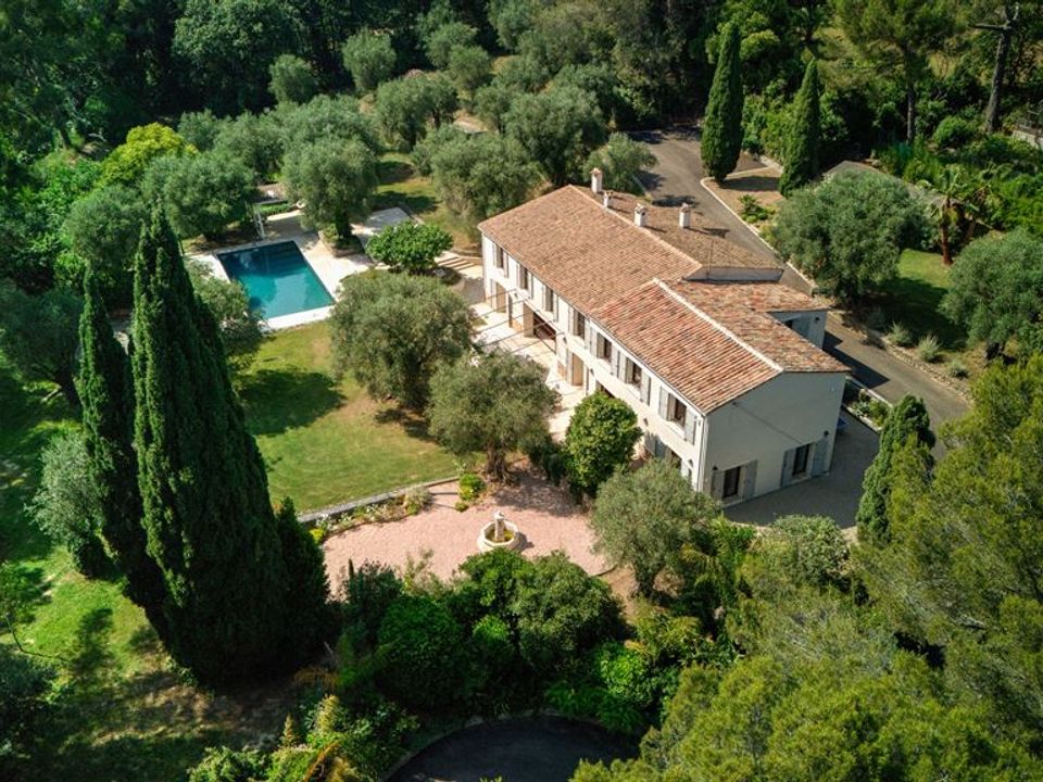 Villa i Mougins, Alpes-Maritimes - foto 2