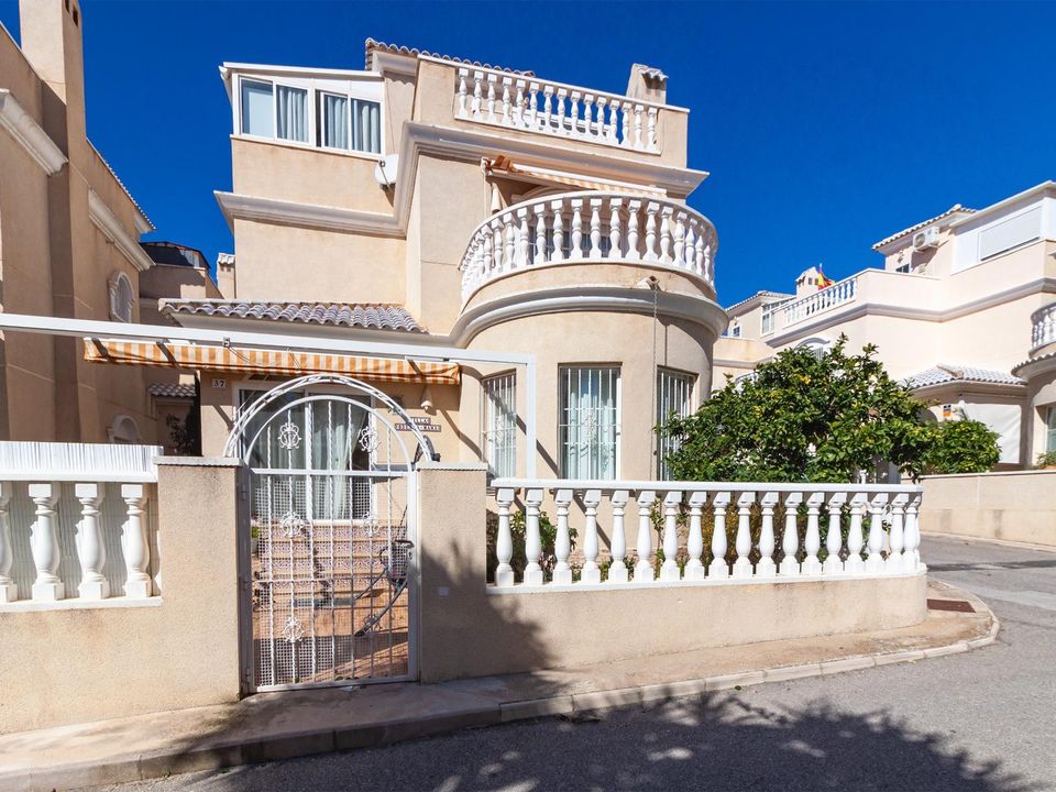 Villa i Orihuela Costa, Alicante - foto 1