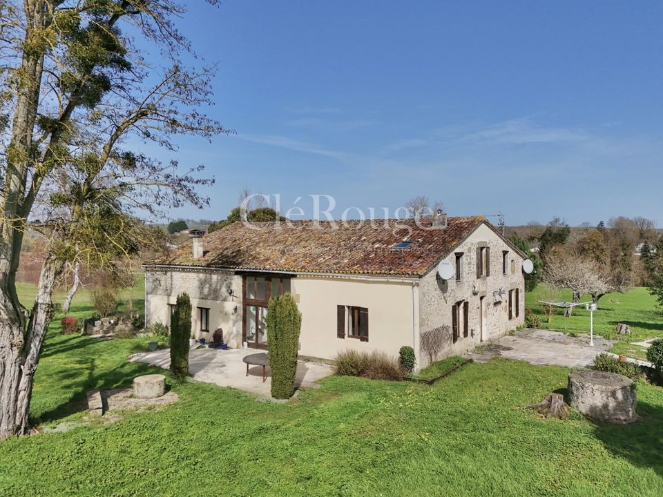 Villa i Sauveterre-de-Guyenne, Gironde - foto 1