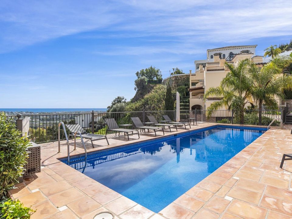 Penthouse i Benahavis, Malaga - foto 2