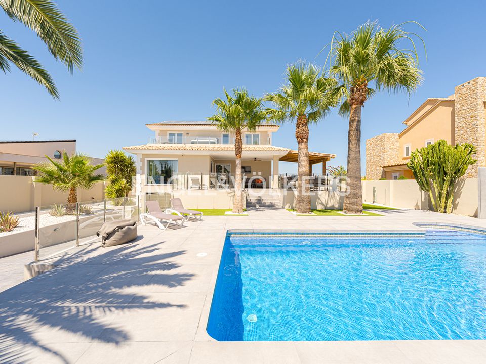 Villa i Alfaz del Pi, Alicante - foto 2
