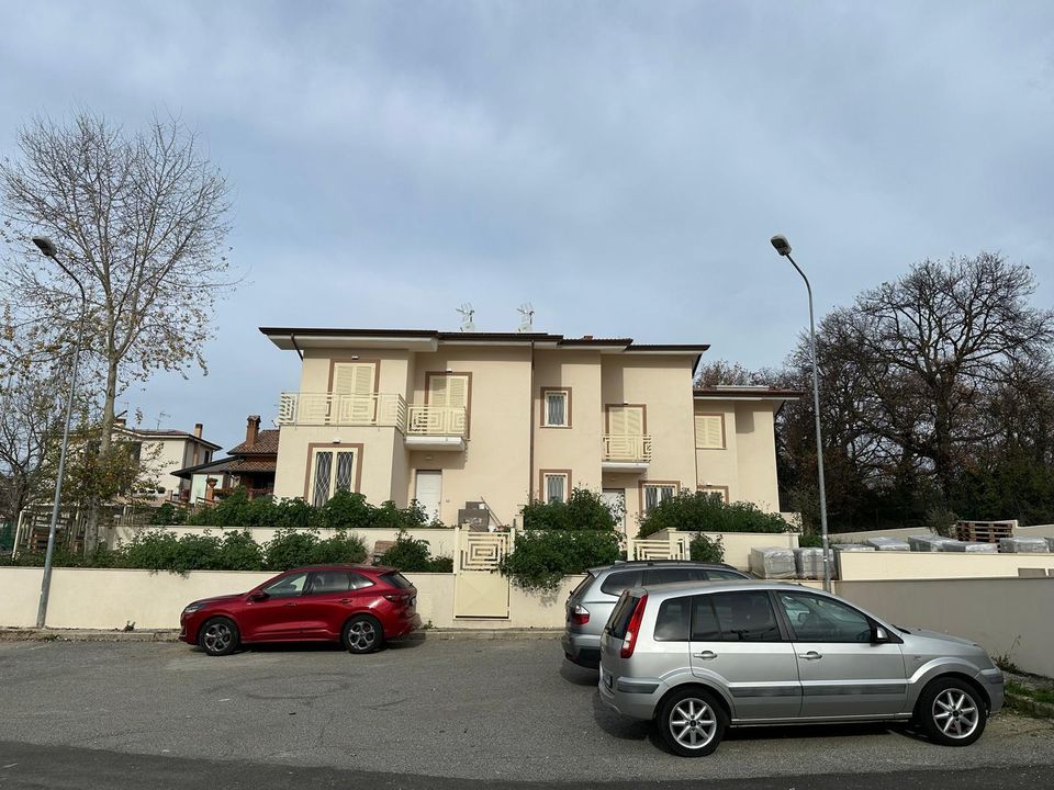 Villa i Fonte Nuova, Rome - foto 1