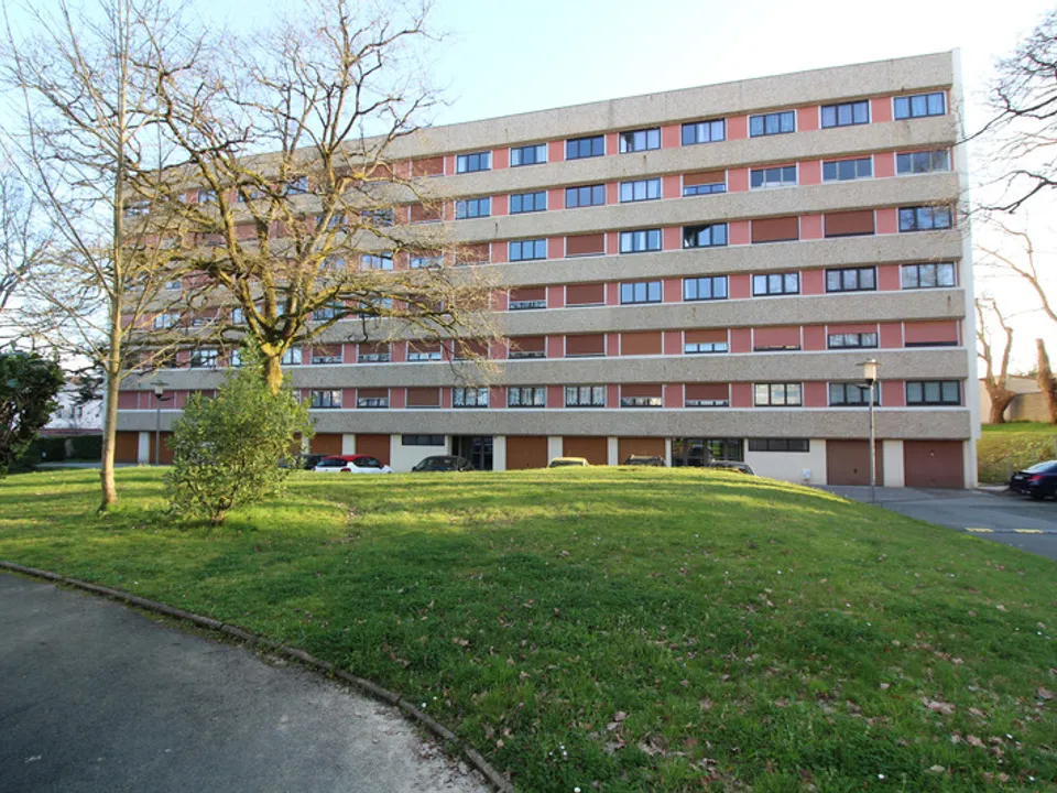 Lejlighed i La Roche-sur-Yon, Vendee - foto 2