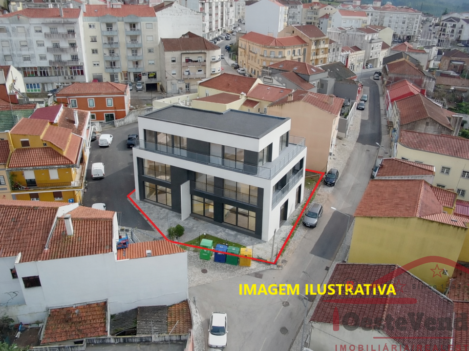 Helårsgrund i Cadaval, Lisbon - foto 1