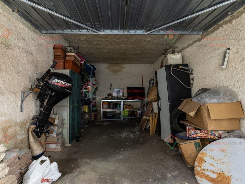Garage i Siracusa, Siracusa - foto 3