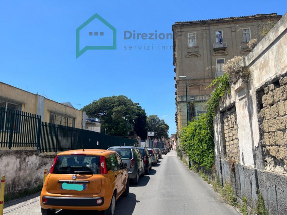 Erhvervsejendom i Naples, Naples - foto 1