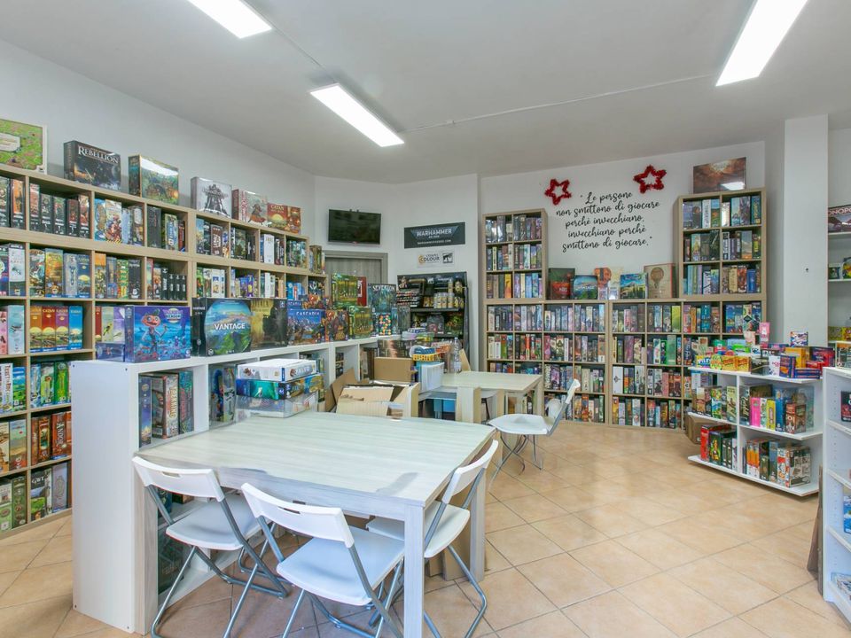 Erhvervsejendom i Pomezia, Rome - foto 2