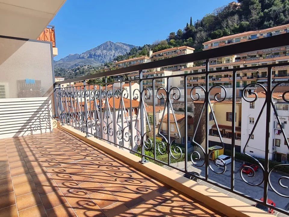 Lejlighed i Menton, Alpes-Maritimes - foto 1