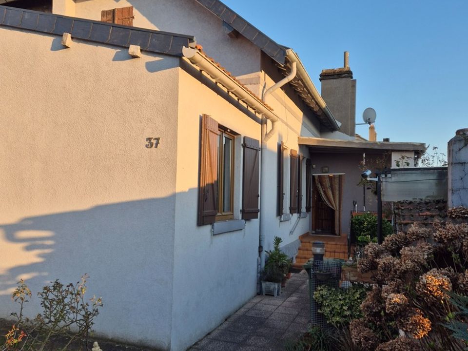Villa en Uckange, Moselle - foto 1