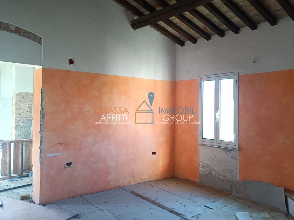 Byhus i Massa, Massa and Carrara - foto 2