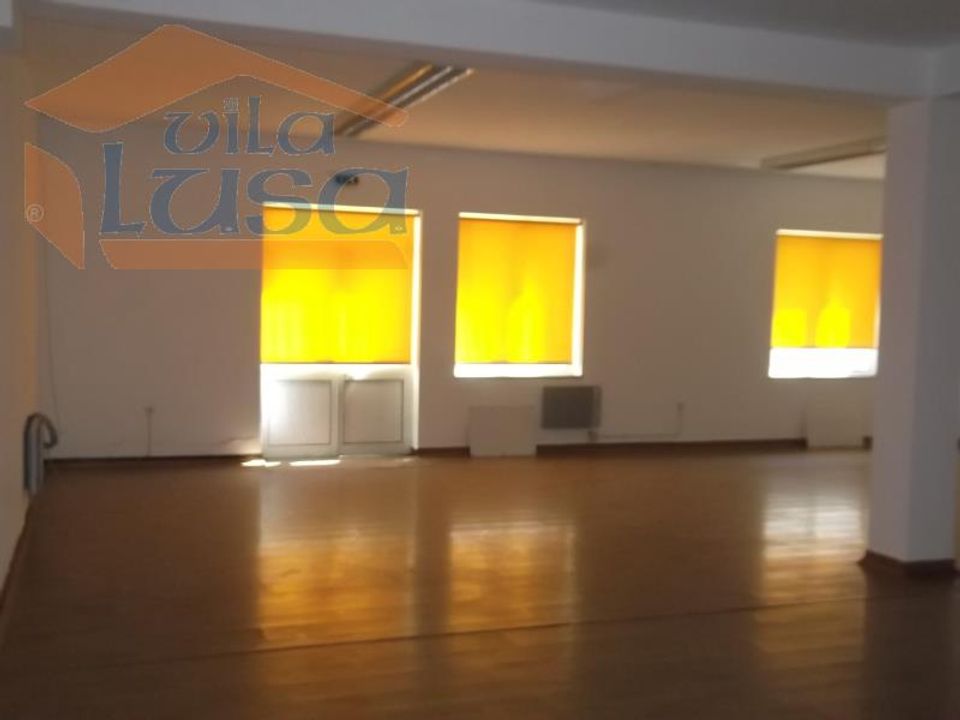 Erhvervsejendom i Viseu, Viseu - foto 1