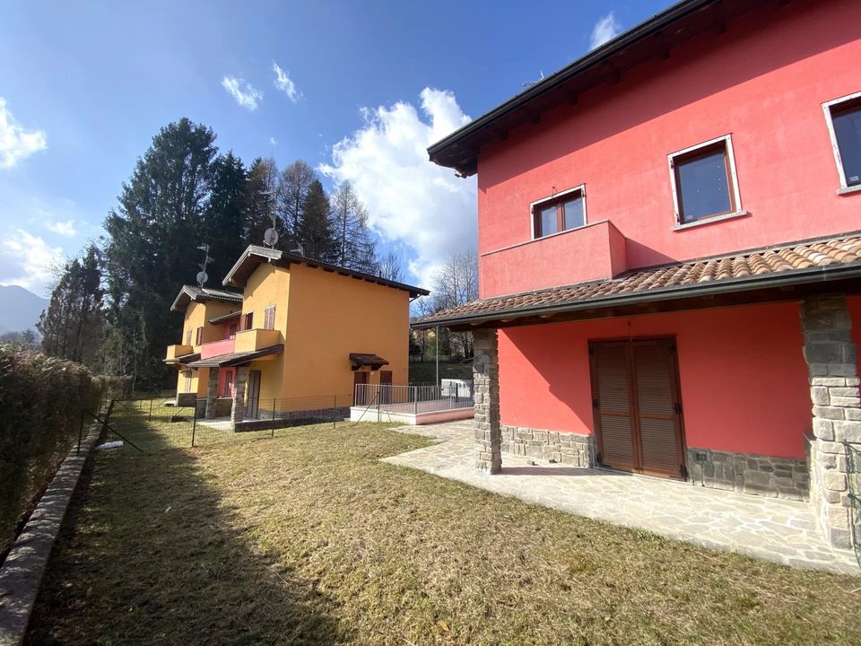 Villa i Alta Valle Intelvi, Como - foto 2