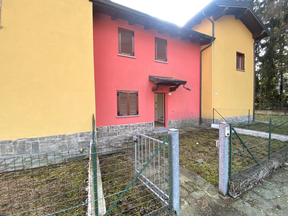 Villa i Alta Valle Intelvi, Como - foto 1
