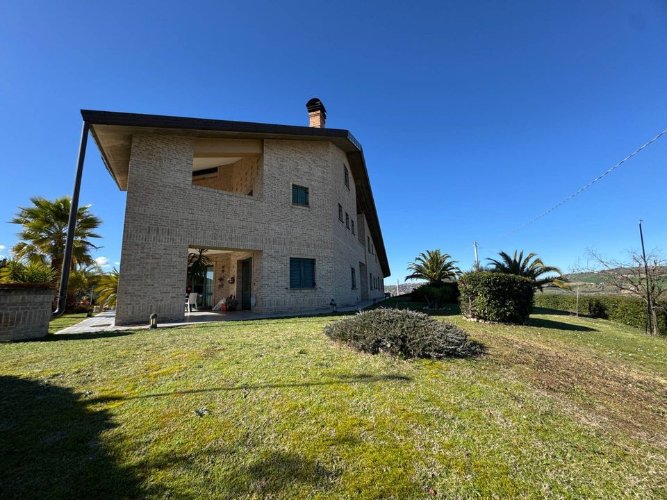 Villa i Grottazzolina, Fermo - foto 2