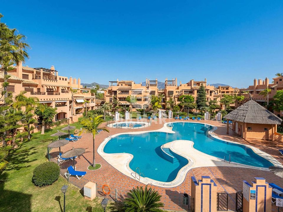 Penthouse i Atalaya Isdabe, Malaga - foto 1