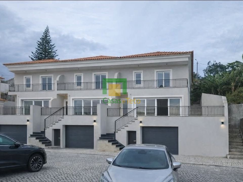 Villa i Santa Cruz, Madeira - bilde 1