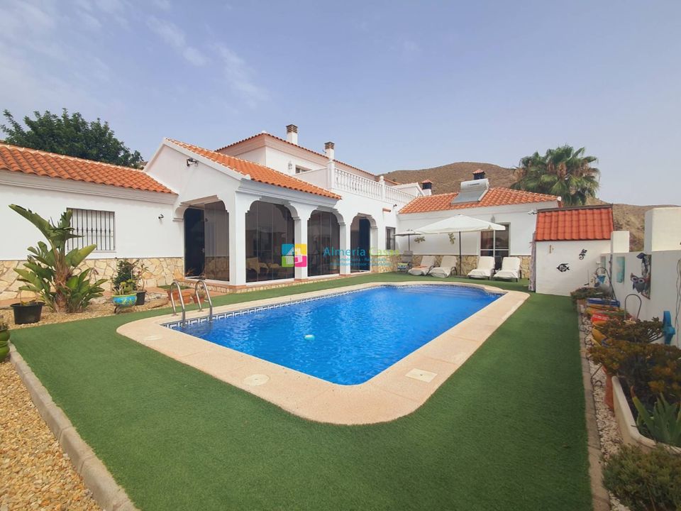 Villa i Arboleas, Almeria - foto 1