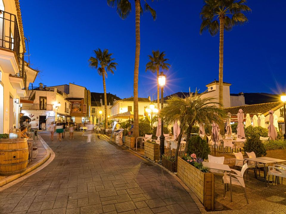 Lejlighed i Benahavis, Malaga - foto 3