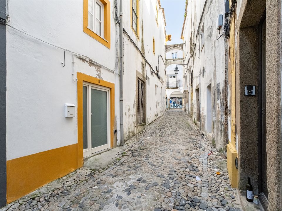 Erhvervsejendom i Evora, Evora - foto 1