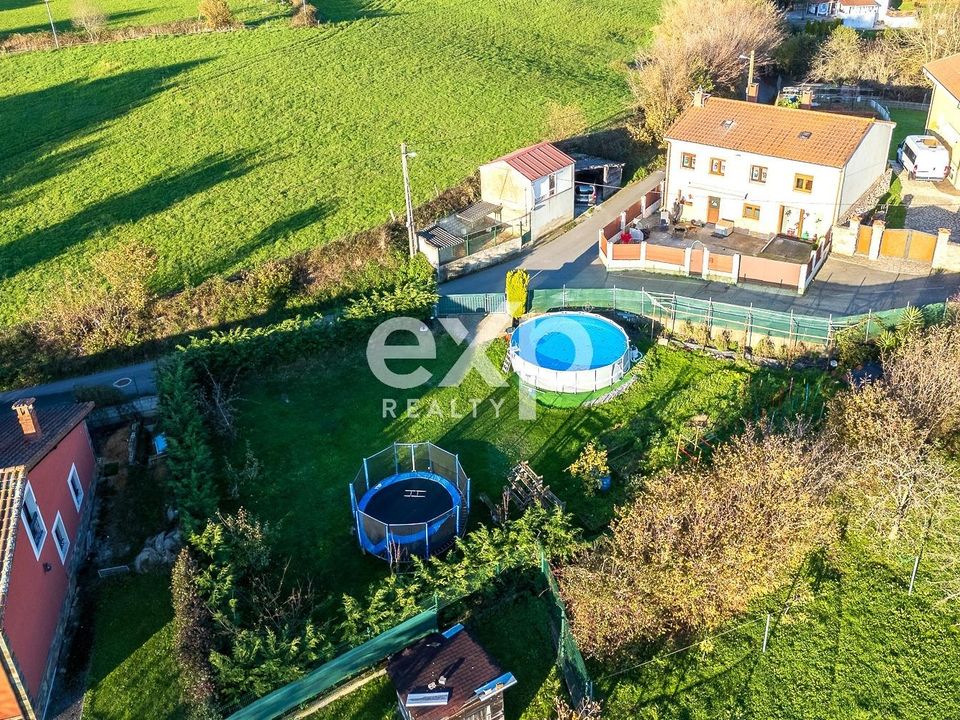 Villa i Villanueva (Pola De Siero), Asturias - foto 1