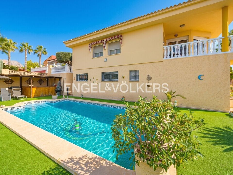 Villa i La Nucia, Alicante - foto 1