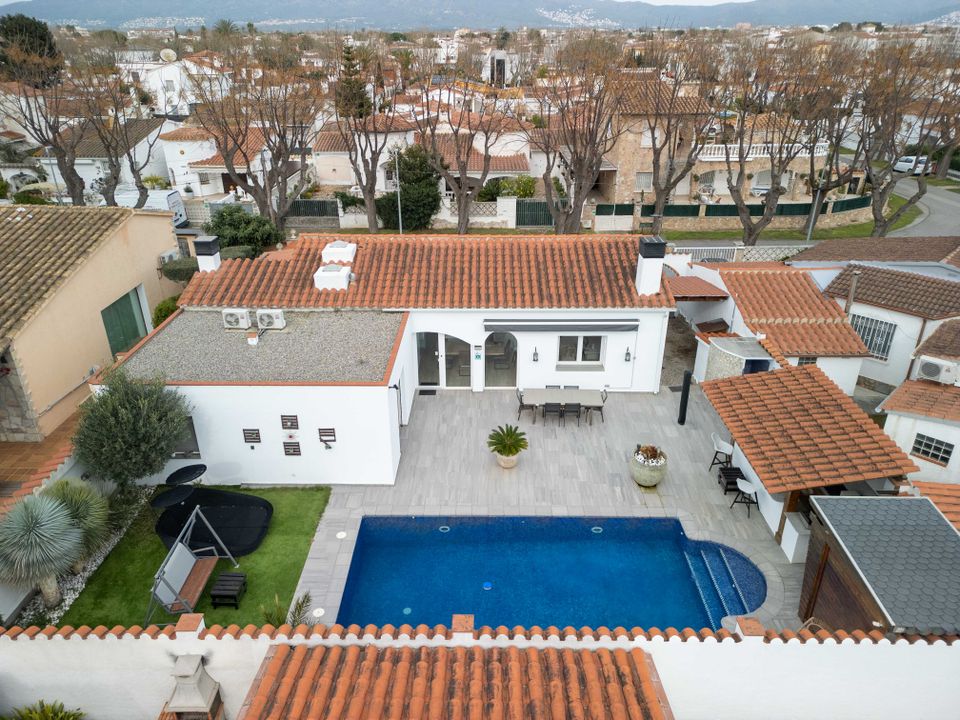 Villa i Empuriabrava, Gerona - foto 2