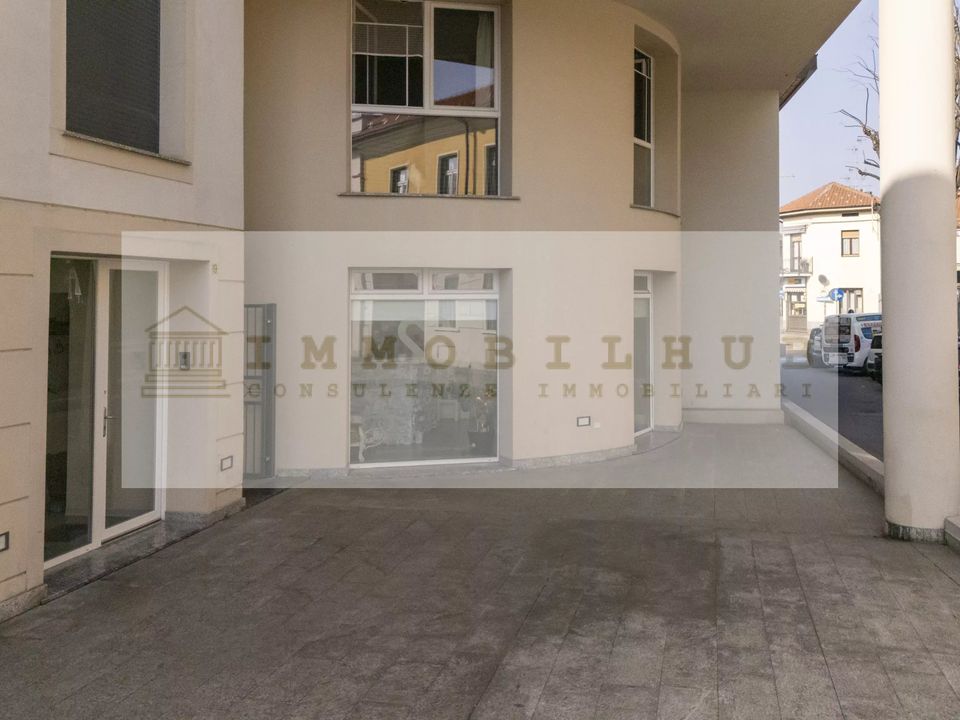 Erhvervsejendom i Giussano, Monza and Brianza - foto 3