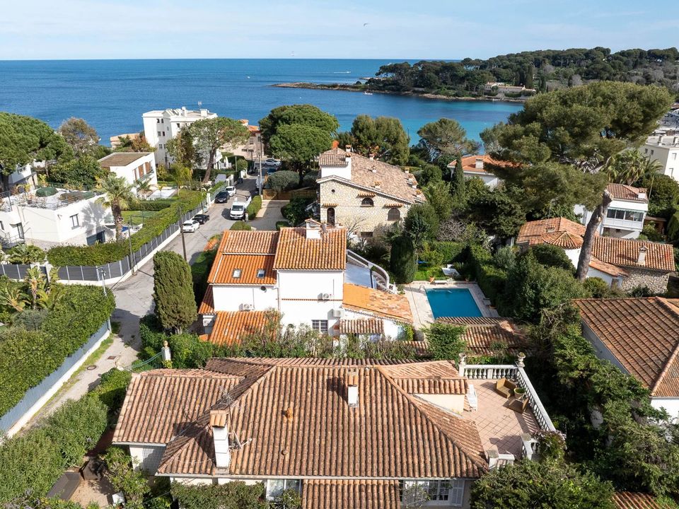 Villa i Antibes, Alpes-Maritimes - foto 1