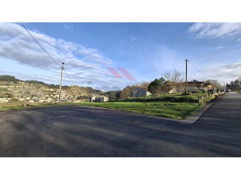 Helårsgrund i Arcos de Valdevez, Viana do Castelo - foto 1