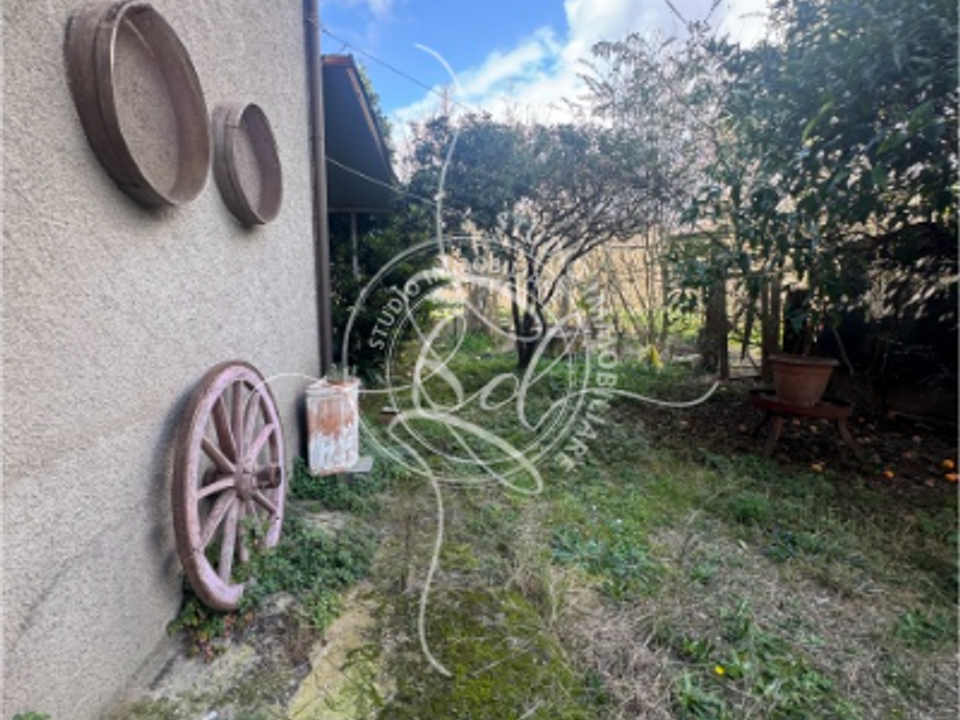 Byhus i Seravezza, Lucca - foto 2