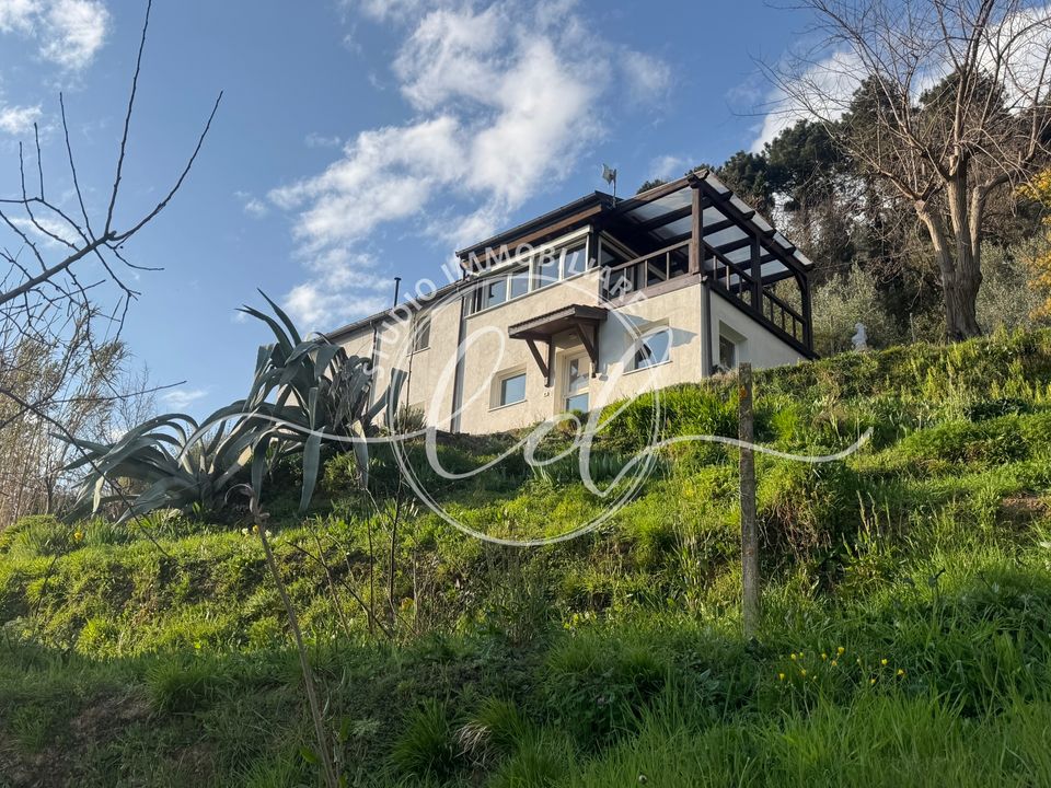 Villa i Stazzema, Lucca - foto 1