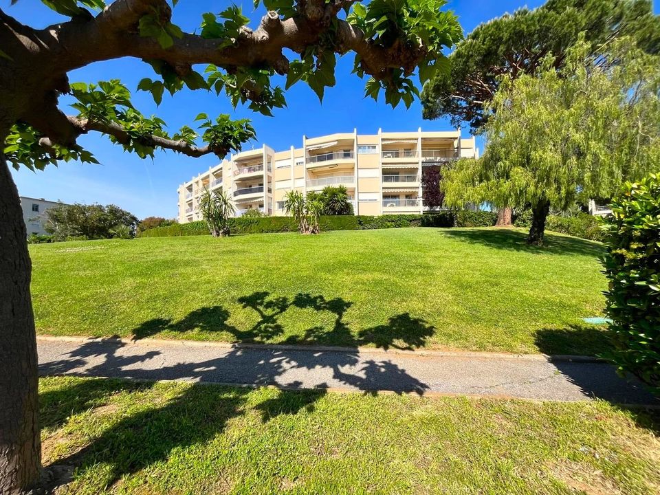 Lejlighed i Antibes, Alpes-Maritimes - foto 1