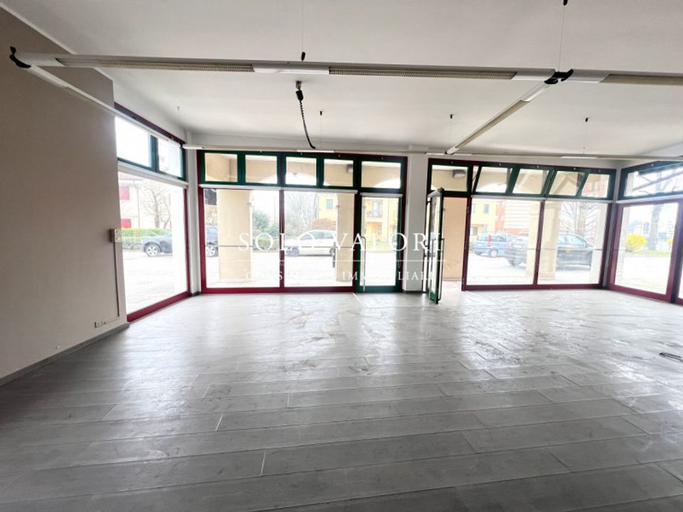 Erhvervsejendom i Vedelago, Treviso - foto 1